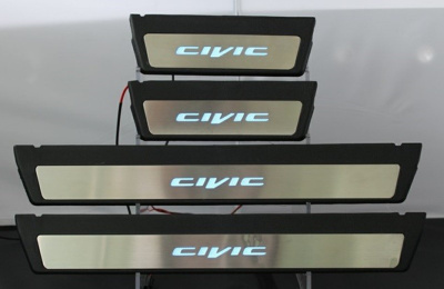 Honda Civic (12–) Накладки на дверные пороги с логотипом и LED подсветкой, нерж., OEM Stile